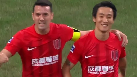 国米新星闪耀，坎塞洛租借协议在即，球员抉择即将揭晓！